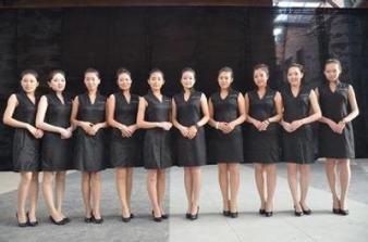 專(zhuān)業(yè)場(chǎng)合與個(gè)人服務(wù)中的禮儀規(guī)范概覽